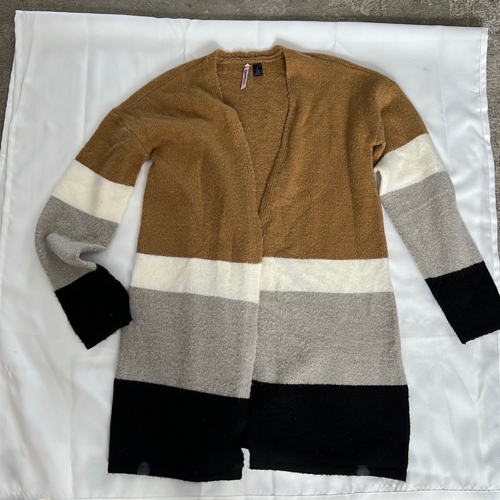 Beautiful Cardigan.